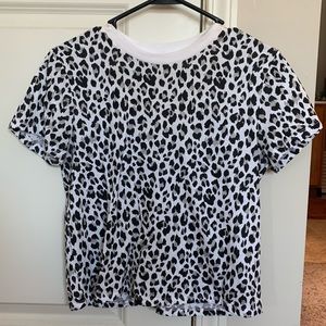 DIVIDED LEOPARD CROP TOP - S